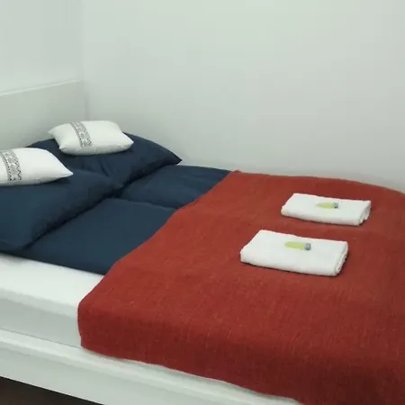 Apartament Studyjny *